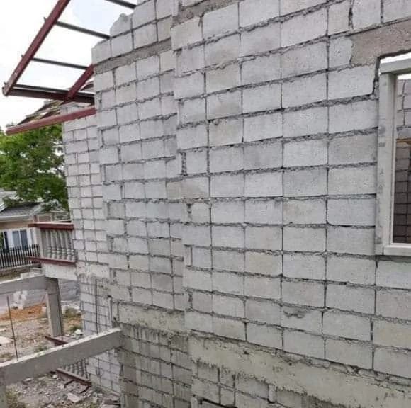 Keď hrávate Minecraft a potom sa pustíte do stavby domu